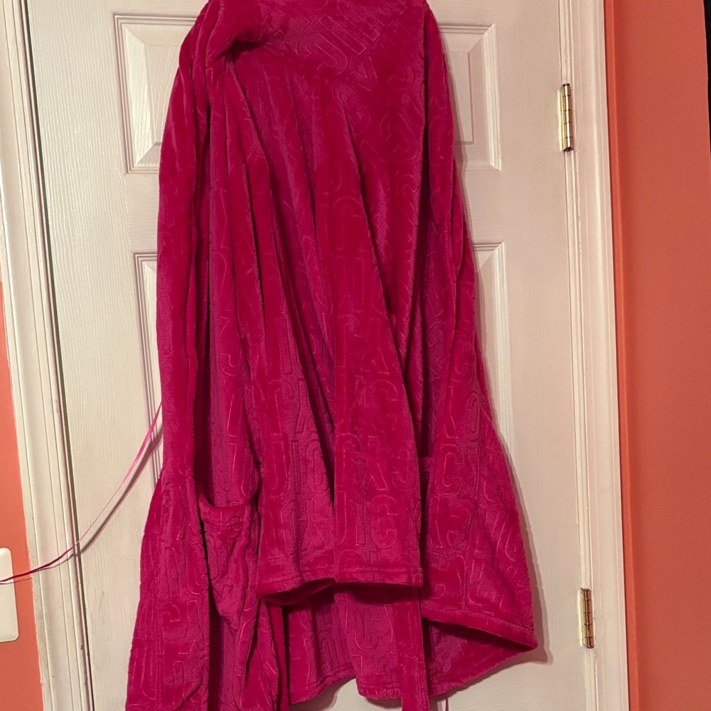 Juicy Couture Fuchsia Sleepwear